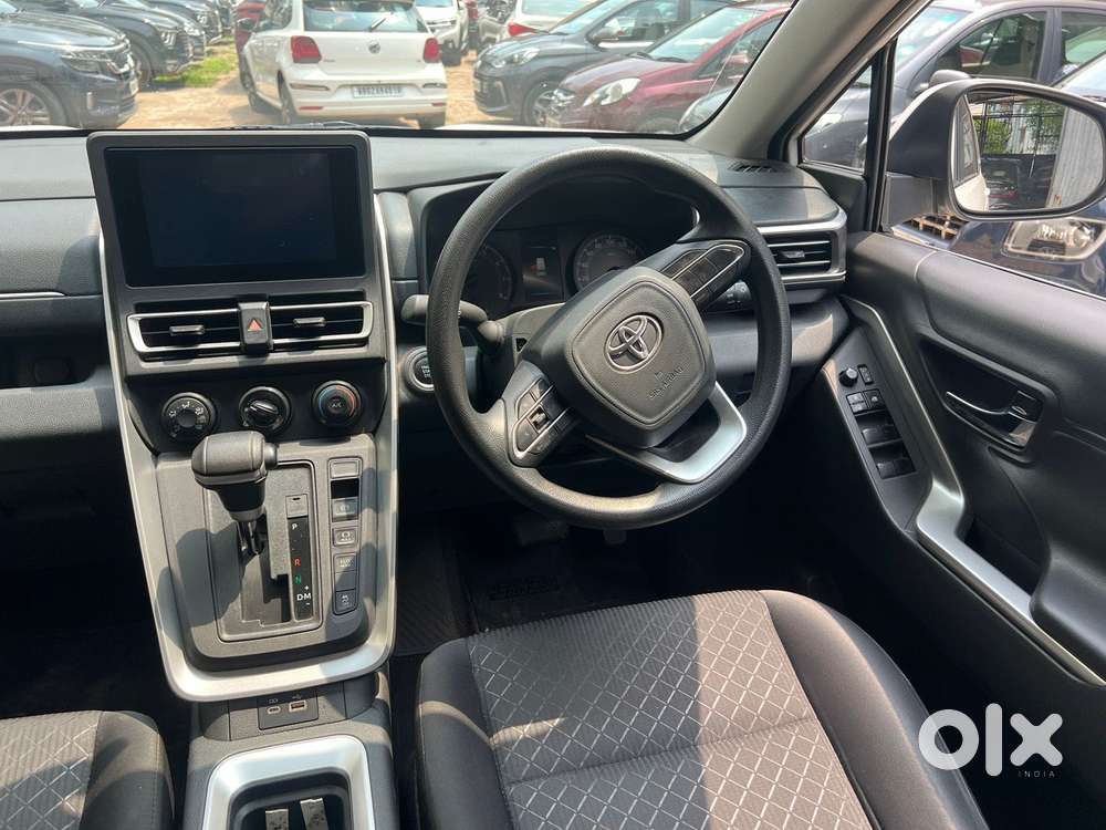 Toyota Innova Hycross 2.0 Gx 7 Str, 2025, Petrol