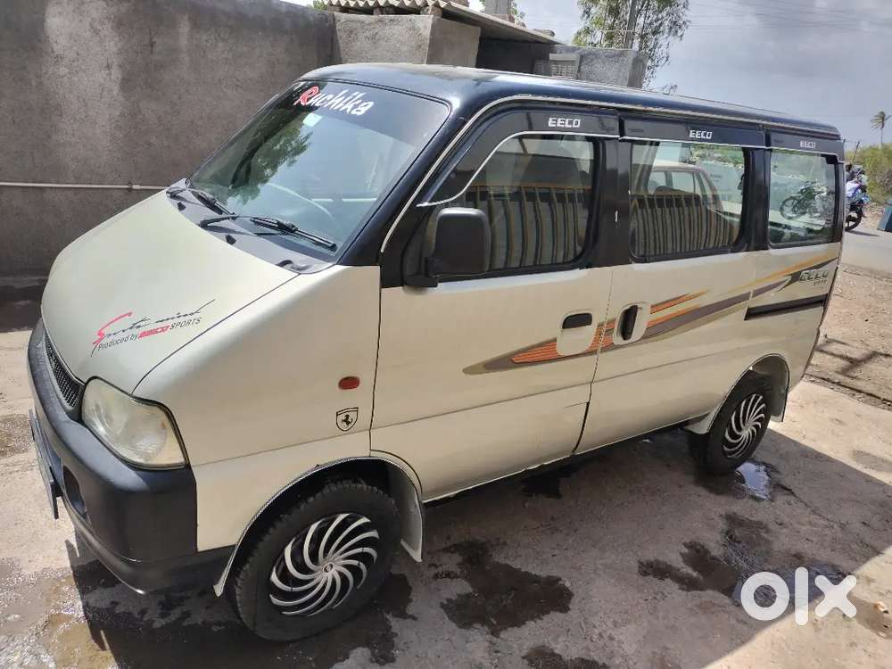 Maruti Suzuki Eeco 2017 Petrol+cng 124800 Km Driven