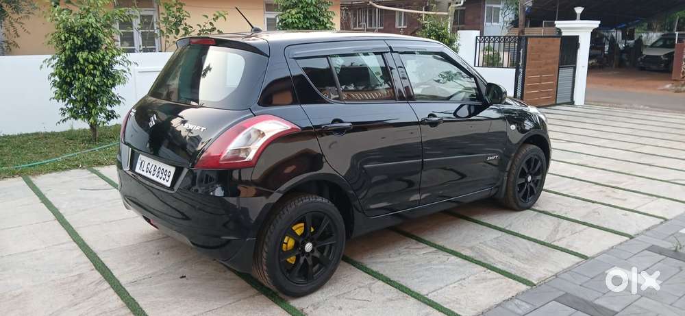 Maruti Suzuki Swift Lxi Option, 2014, Petrol
