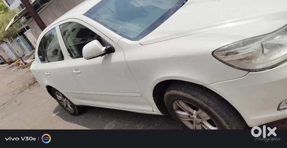 Skoda Laura 2011 Diesel 120000 Km Driven Skoda Lara Spare Available