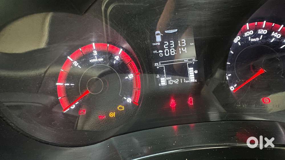 Mahindra Xuv300 Diesel 2020 (good Condition)