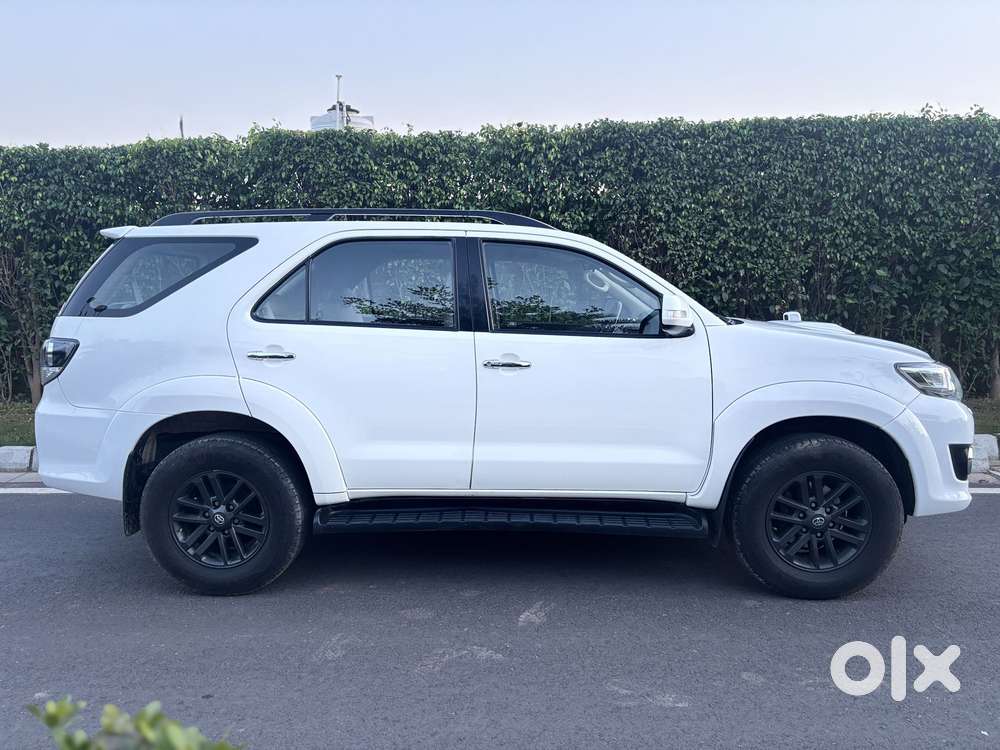 Toyota Fortuner 2011-2016 4x2 At, 2015, Diesel