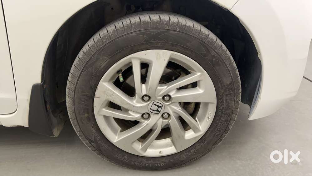 Honda Jazz [2020-2023] 1.2 V I-vtec Mt, 2016, Petrol