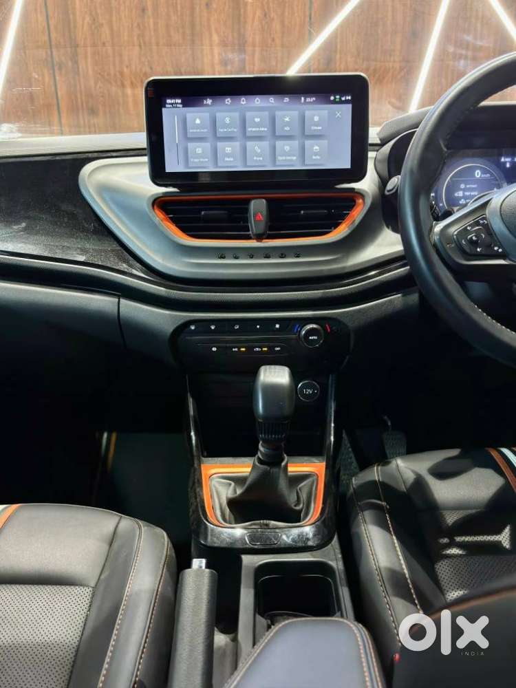 Tata Altroz 1.2 Xt I-turbo Petrol, 2025, Petrol
