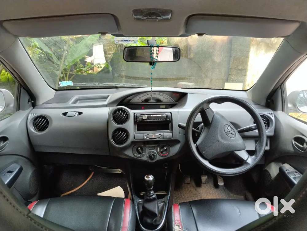 Toyota Etios(sedan) 2012