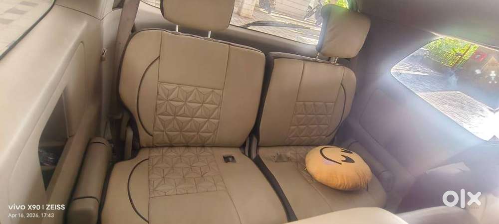 Innova 2014 2.5 V 8 Seater For Sale