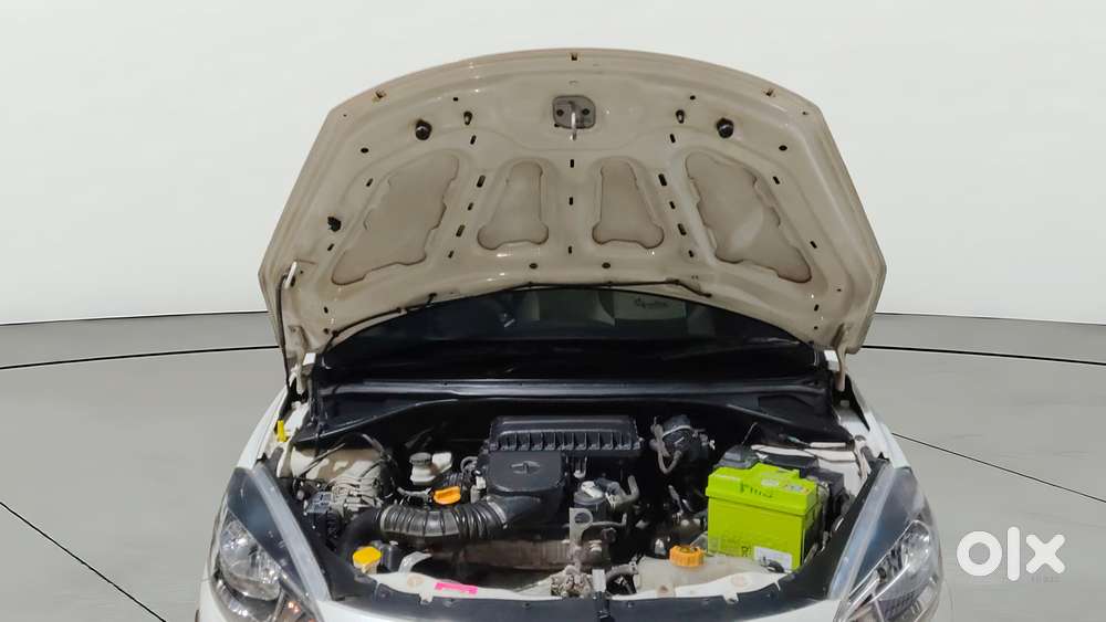 Tata Tiago Xza, 2018, Petrol