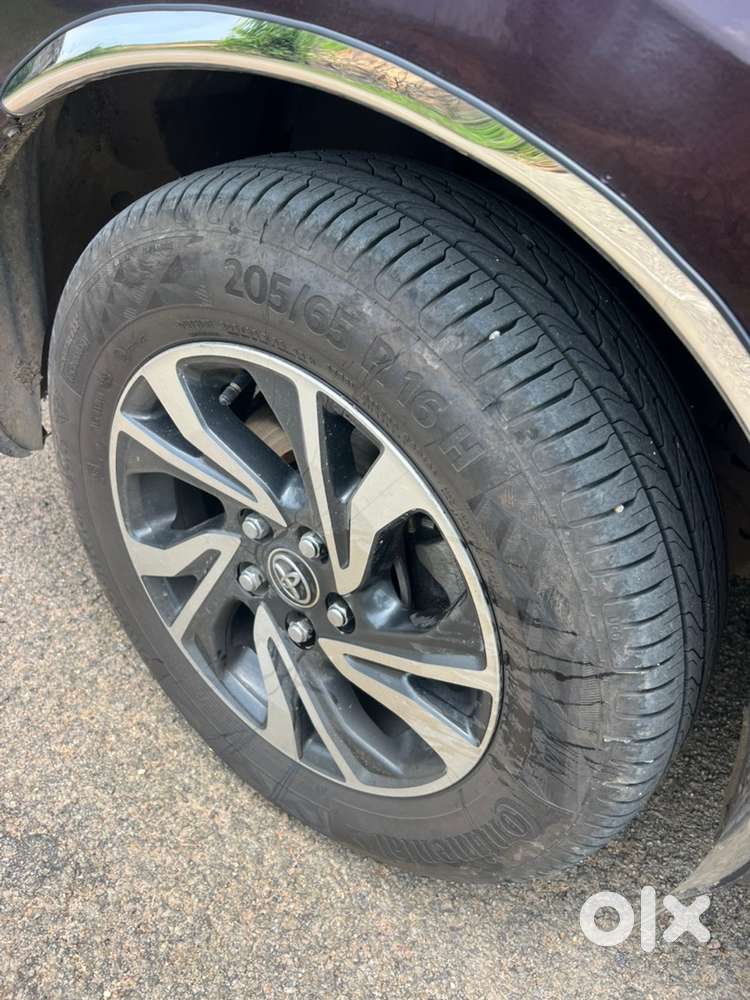 Toyota Innova Crysta 2021 Diesel Manual