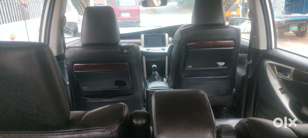 Toyota Innova Crysta 2.5z, 2016, Diesel