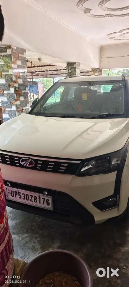 Xuv 300 W6 Diesel Suroof