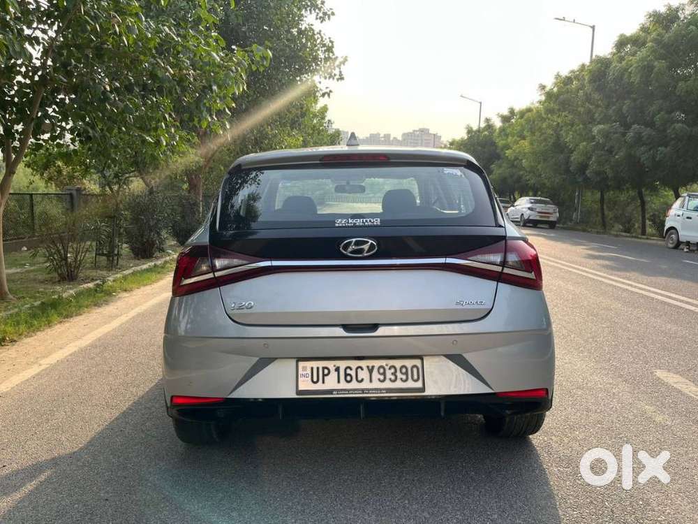 Hyundai I20 Sportz 1.2 Ivt Dual Tone, 2021, Petrol