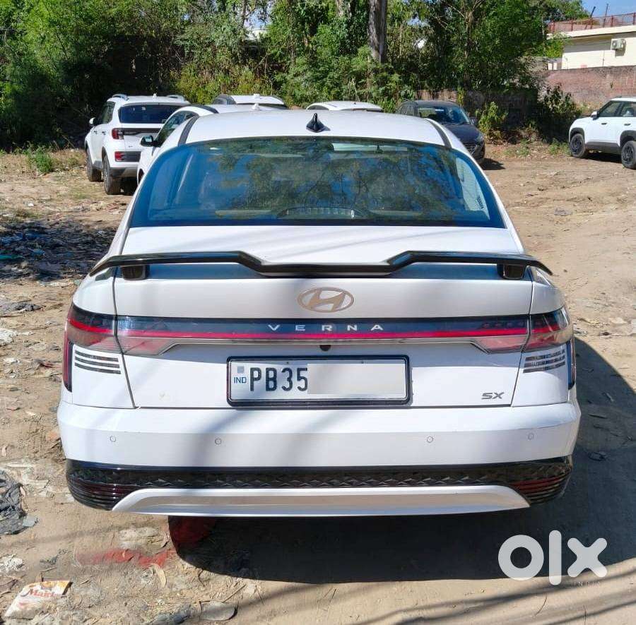 Verna 1.5 Mpi Ivt Sx(o)