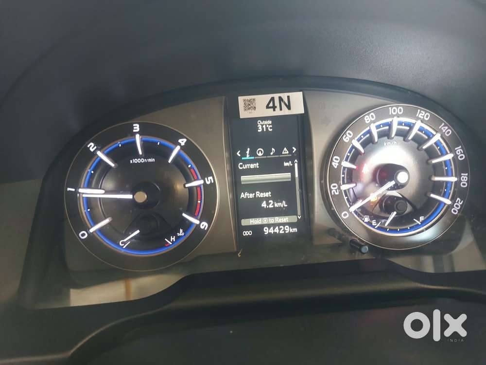Toyota Innova Crysta 2.4 V 8 Str, 2018, Diesel