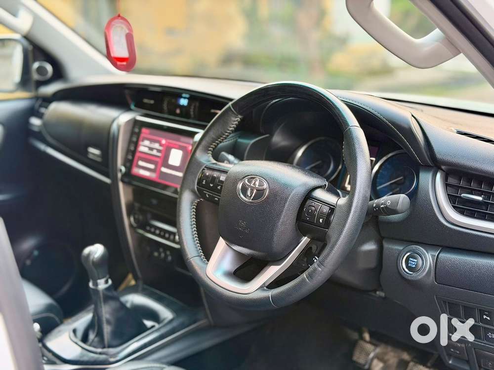 Fortuner 4x2 Manual Diesel 2025