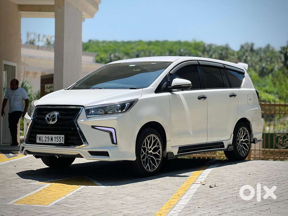 Toyota Innova Crysta 2.4 G Mt, 2017, Diesel