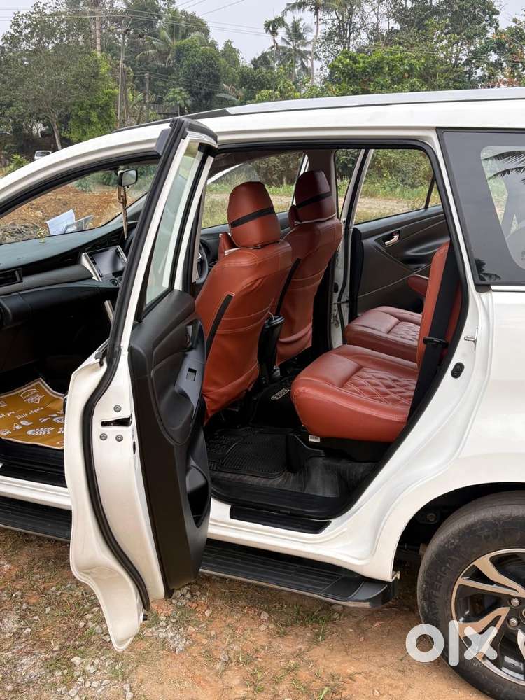 Perfect Family Suv: Toyota Innova Crysta In Mint Condition