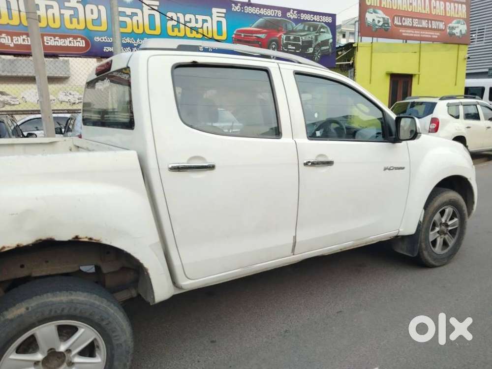 Isuzu V-cross Z 4x4 Mt, 2017, Diesel