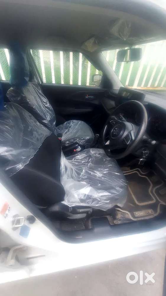 Brand New Maruti Suzuki Swift Vxi Petrol 2025 Manual For Sale