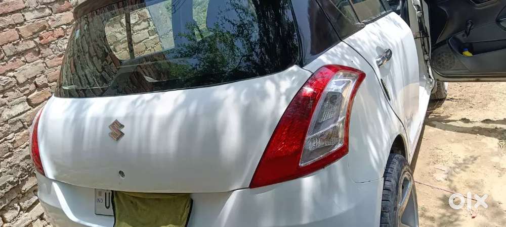 Mujhe Badi Gaadi Leni Hai