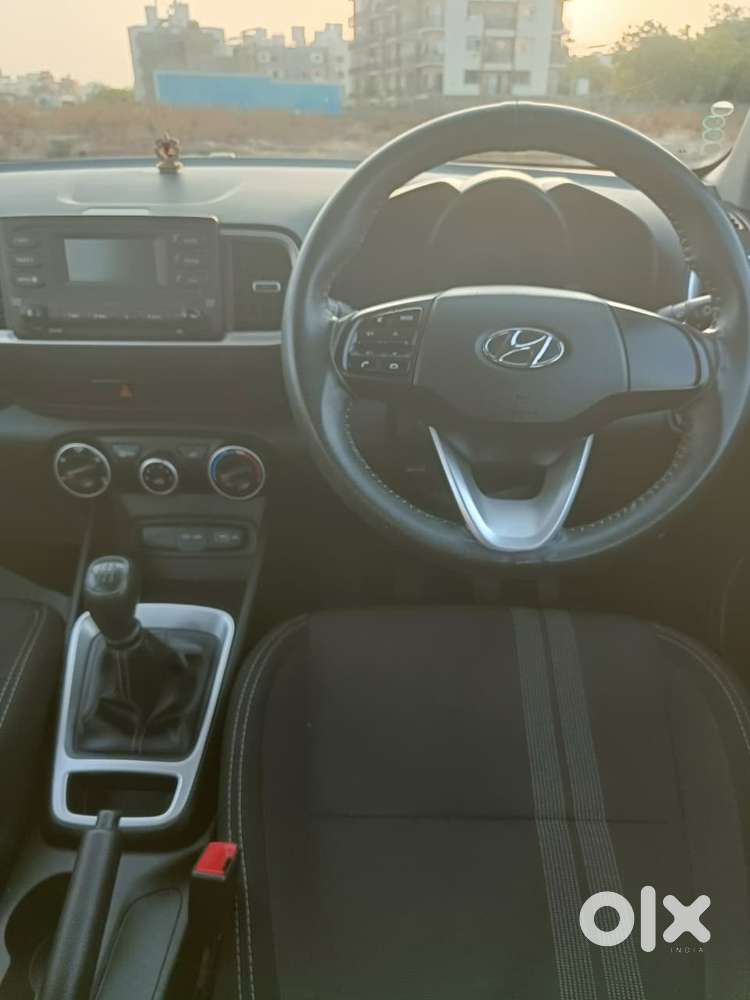 Hyundai Venue S Plus Mt 1.2 Kappa, 2022, Petrol