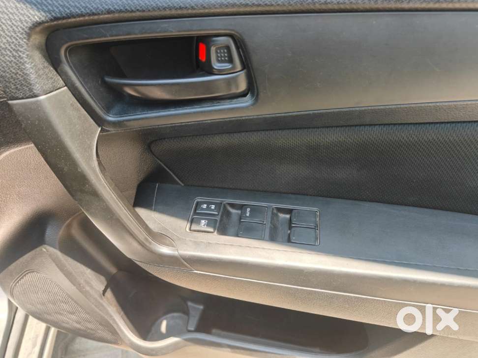 Maruti Suzuki Vitara Brezza Vdi, 2019, Petrol