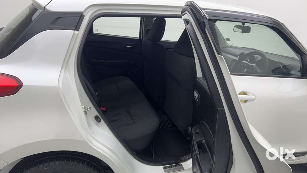 Maruti Suzuki Swift Amt Zxi, 2023, Petrol