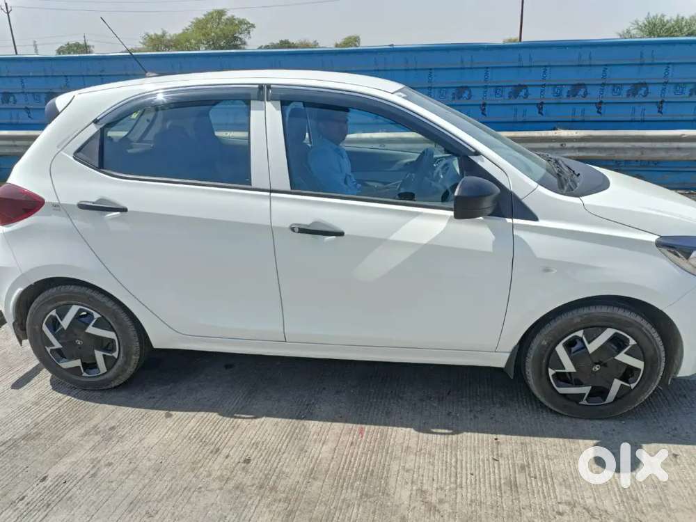 Tata Tiago Xm 2025