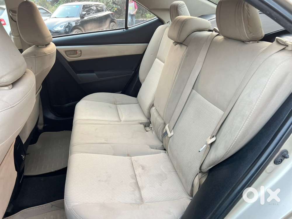 Toyota Corolla Altis 2015 Diesel Well Maintained
