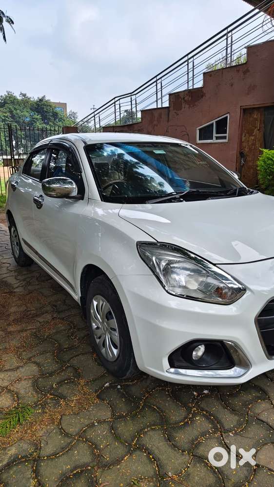 Maruti Suzuki Dzire 1.2 Vxi, 2022, Petrol