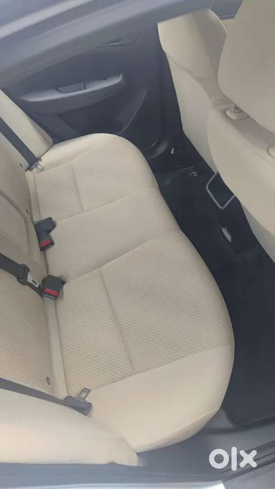 Honda Amaze 1.2 V I-vtec 2025 Mt