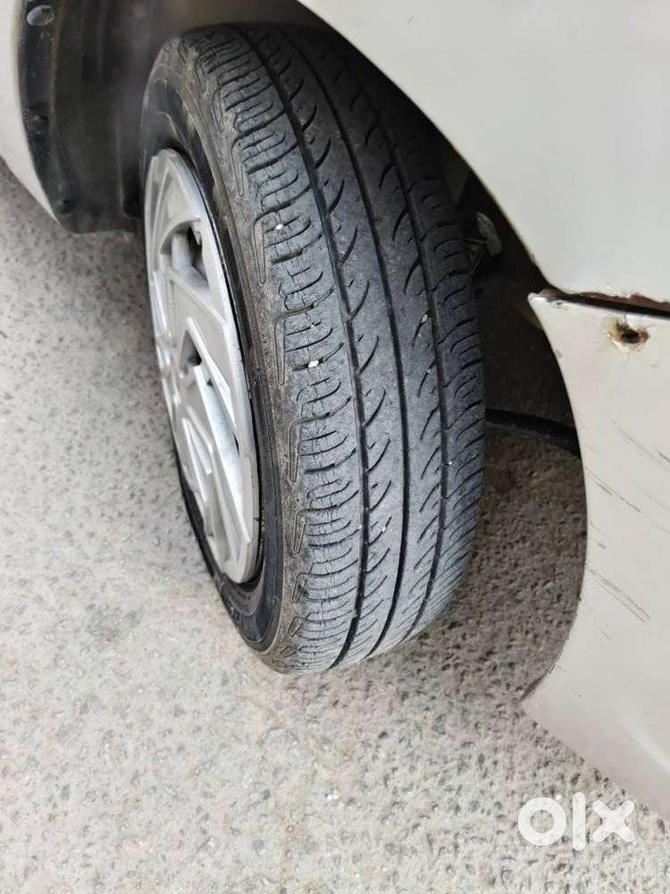 Maruti Suzuki Zen Estilo Lxi Bs Iv, 2010, Petrol