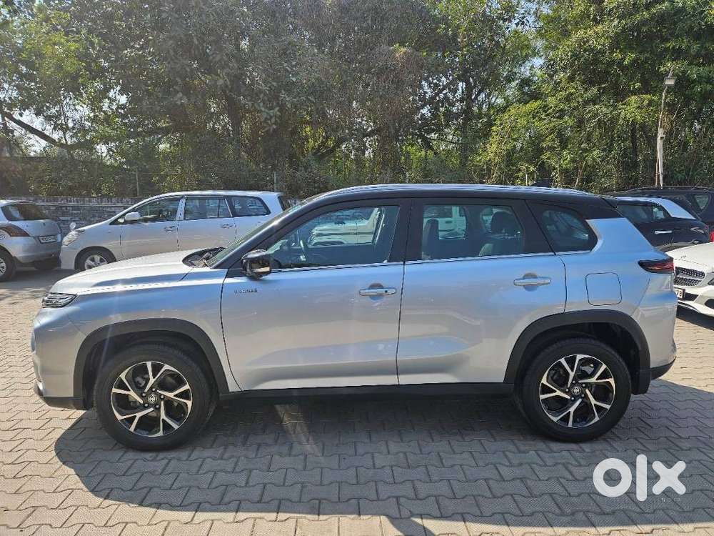 Toyota Urban Cruiser Hyryder 1.5 V Hybrid, 2023, Petrol