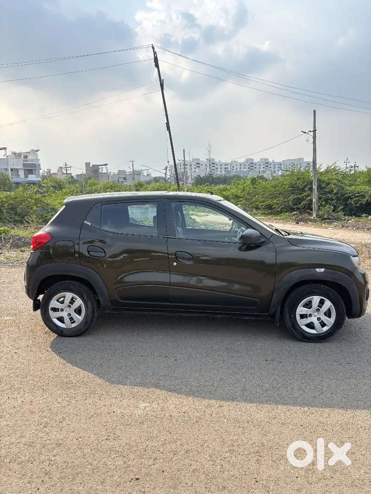 Female Used Wel Maintained Car