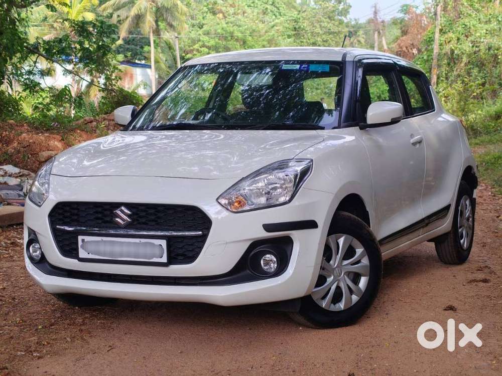 Maruti Suzuki Swift Vxi + Manual, 2023, Petrol