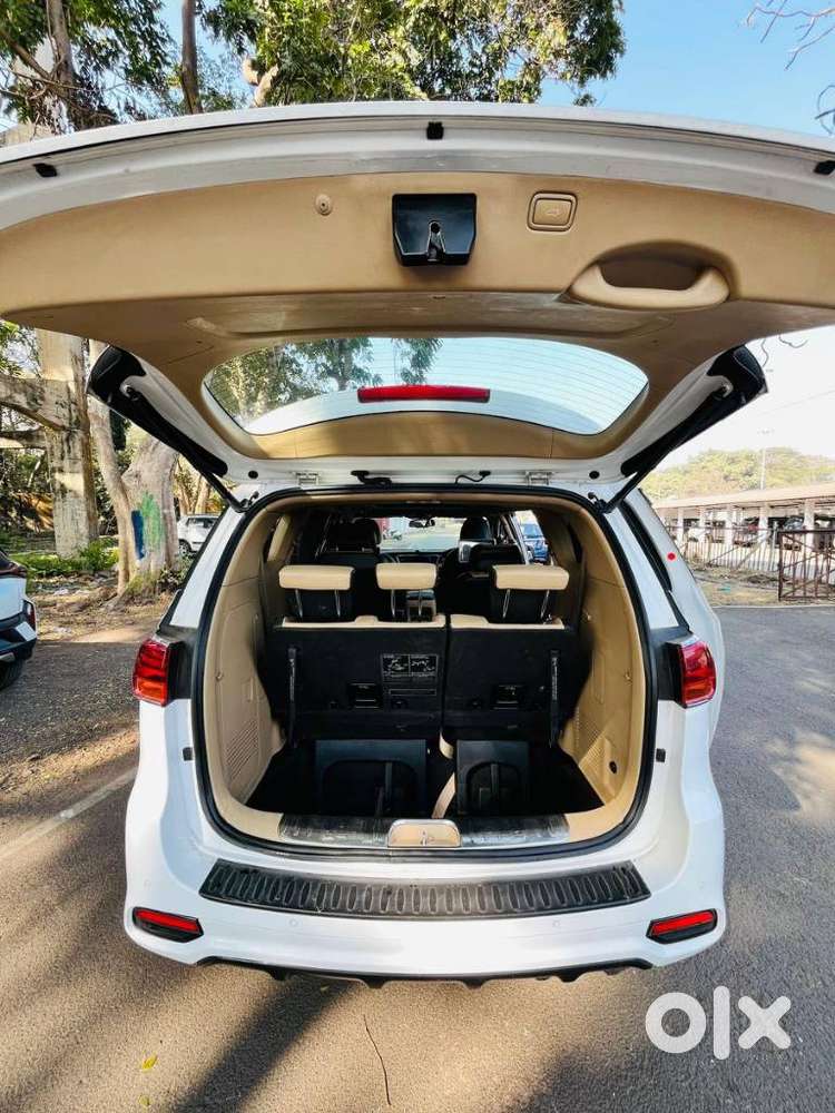 Kia Carnival Limousine, 2021, Diesel