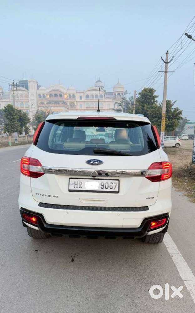 Ford Endeavour 3.2 Titanium At 4x4, 2017, Diesel