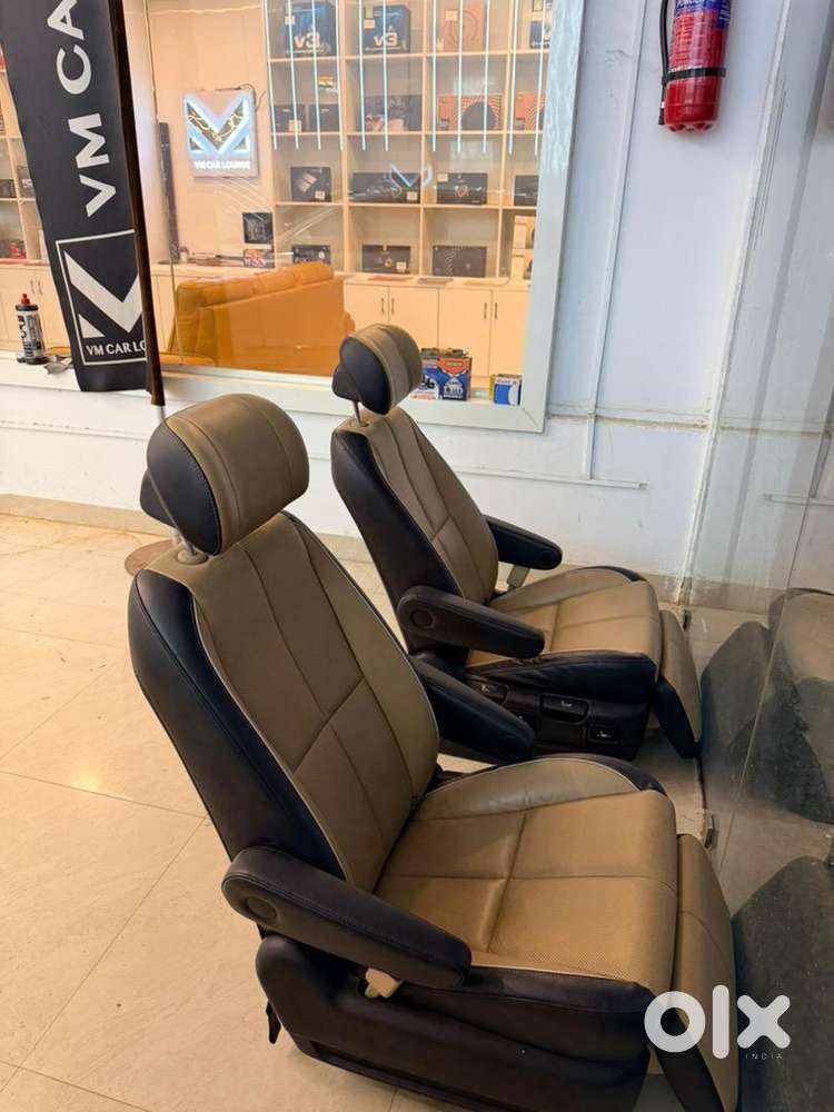 Kia Carnival Limousine With Vip Captain Lounge Seats