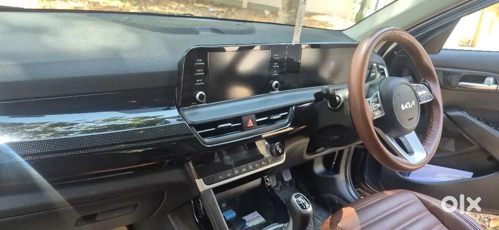 Kia Seltos 2023 October  Petrol Well Maintained