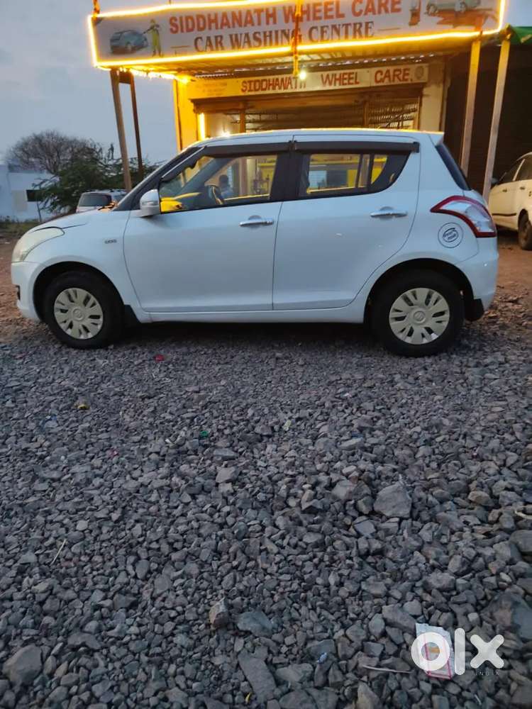 Maruti Suzuki Swift 2012