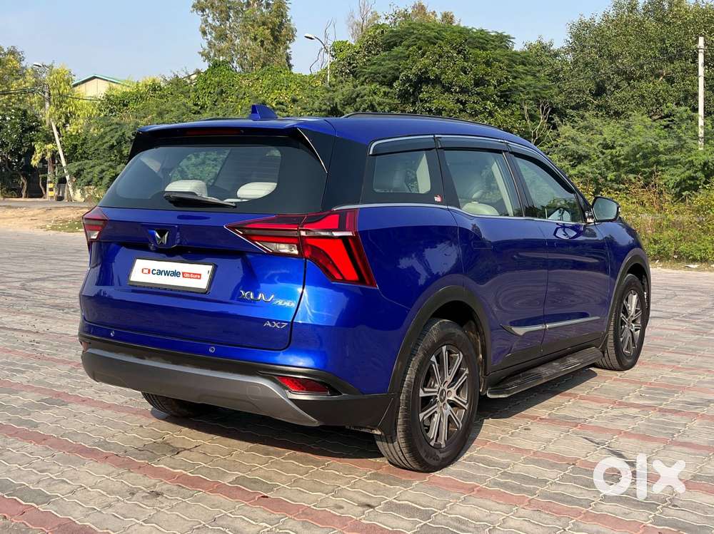 Mahindra Xuv700 2.0 Ax 7 Petrol Mt Str, 2022, Petrol