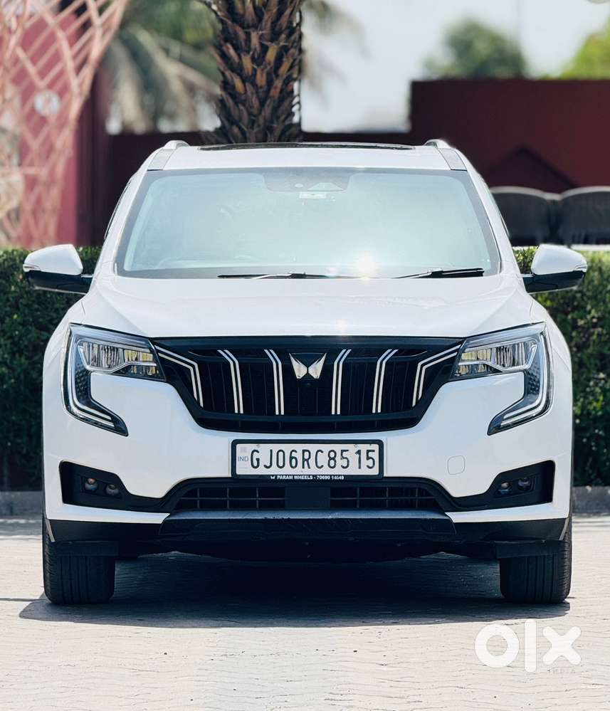 Mahindra Xuv700 2.2 Ax 7 Diesel At Luxury Pack Str, 2025, Diesel
