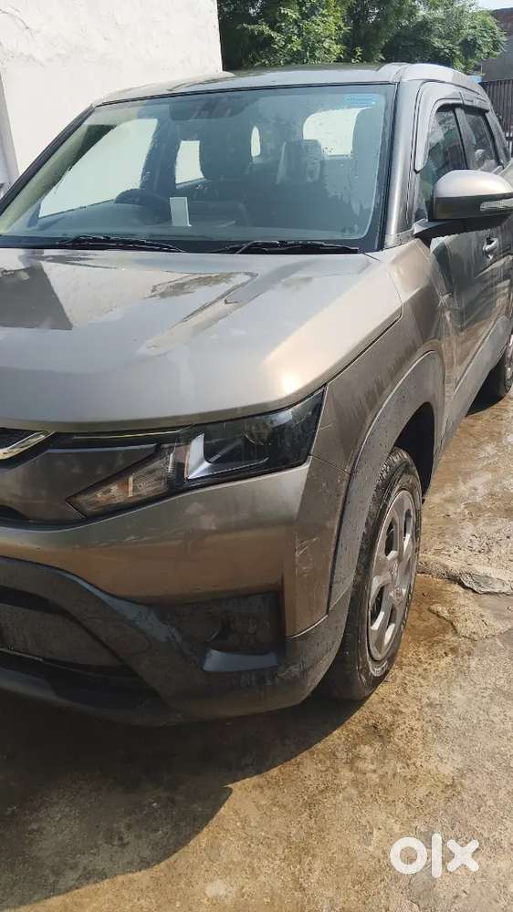 Maruti Suzuki Brezza 2023 Petrol Well Maintained