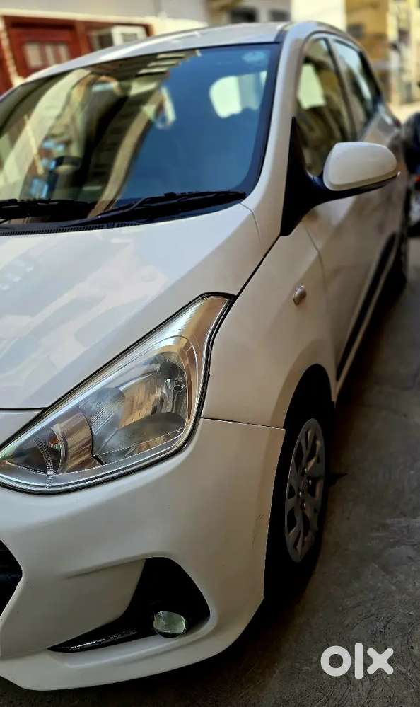 Hyundai I10 Sportz Petrol 2017(november Month)