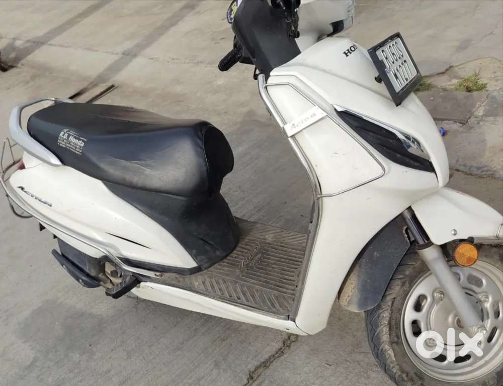 White Price Of New Activa Scooty Honda Activa 125 On Road Price In