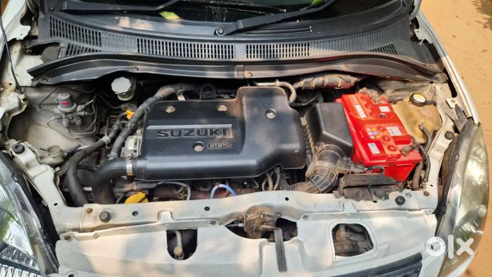 Good Condition Neat Vehicle Average Tyre Four Power Windows