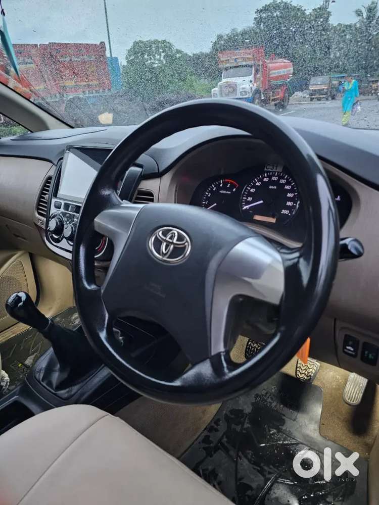 Toyota Innova Diesel 2015