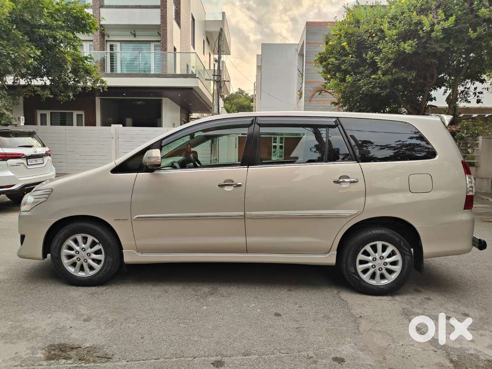 Toyota Innova 2.5 Vx 8 Str, 2012, Diesel