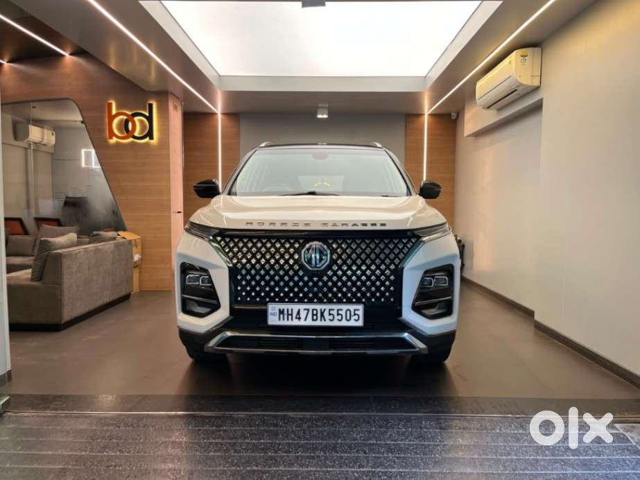 Mg Hector Plus Sharp Pro 1.5 Turbo Petrol Cvt 6 Str, 2023, Petrol