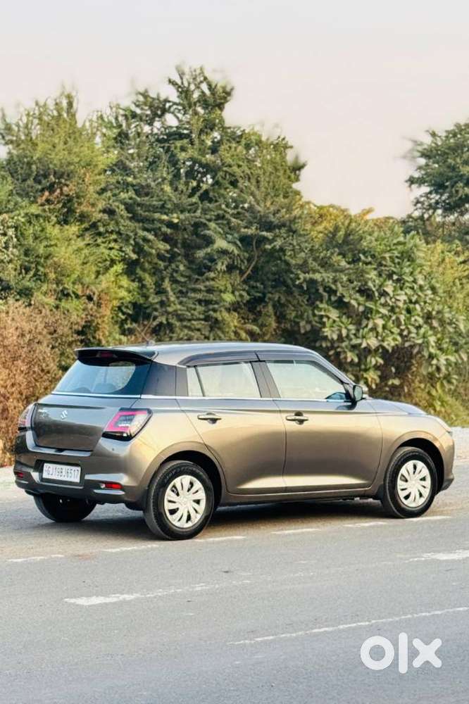 Maruti Suzuki Swift Vxi Optional, 2024, Petrol