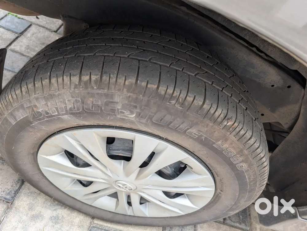 Toyota Innova 2013 Diesel 365000 Km Driven